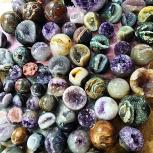 Meet your Posher, April